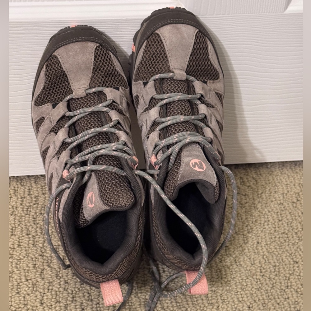 Merrell Hiking Boots 39